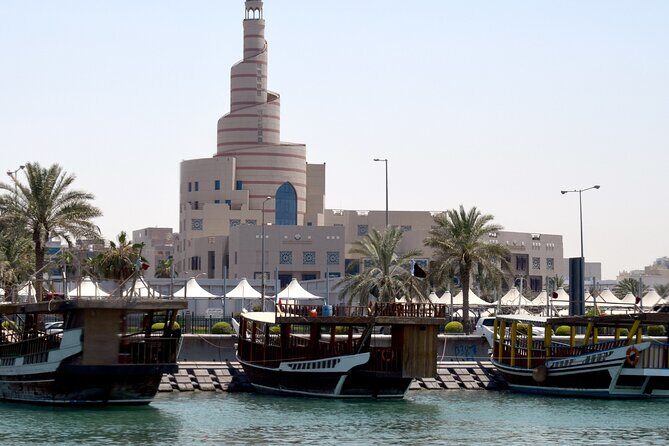 Doha City Tour: Guided Tour to Souq Waqif, Katara, Pearl Island - Your guide matters: flexibility that can turn into chaos if timing slips