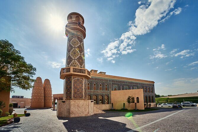 Doha City Tour With Traditional Dhow Cruise - The Pearl Island: Doha’s Modern Contrast in 30 Minutes