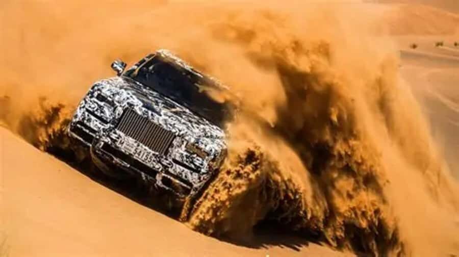 Doha: DesertSafari with Quad Bike, Camel Ride & Sandboarding - Dune bashing in a 4x4: adrenaline with a safety-first feel