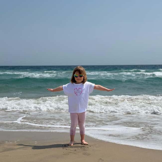 Doha: Family Desert Safari with Camel and Dune Ride - Pickup in an air-conditioned 4x4: why it matters with kids
