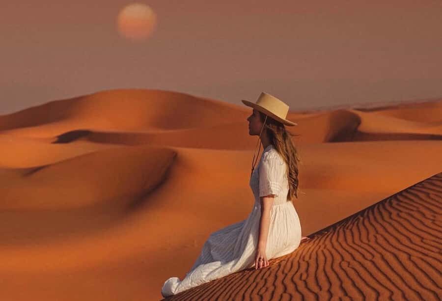 Doha: Nighttime Desert Safari with Dune Bashing & Camel Ride - Seaside Photo Stop and the Dune-Bashing Start You’ll Remember