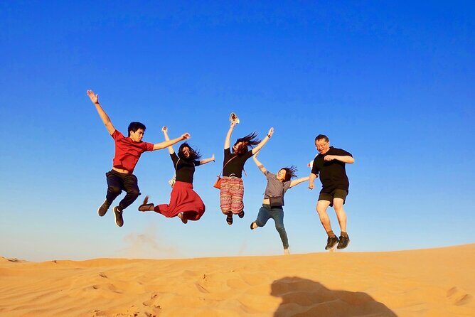 Doha Sharing Desert Safari with Dune Bashing and Sand Boarding - Group Size, Timing, and How to Get the Best Day