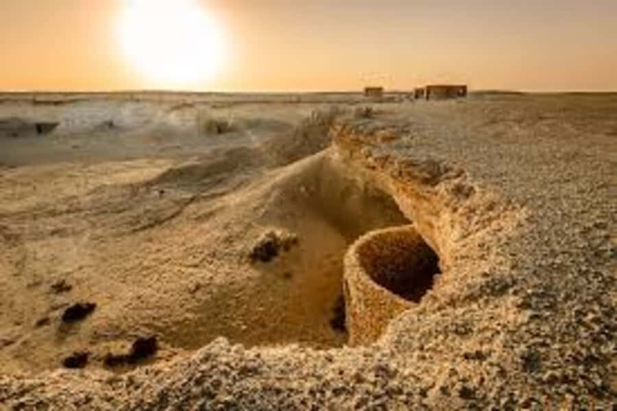 Explore Zekreet: Richard Serra Art & Mushroom Rock Wonders - Leaving Doha for Zekreet’s west-coast desert in an A/C 4WD