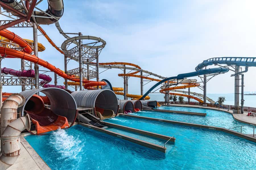 Lusail: Meryal Waterpark Entry Ticket - VR slides and the entertainment cave: a smart switch when you need a break