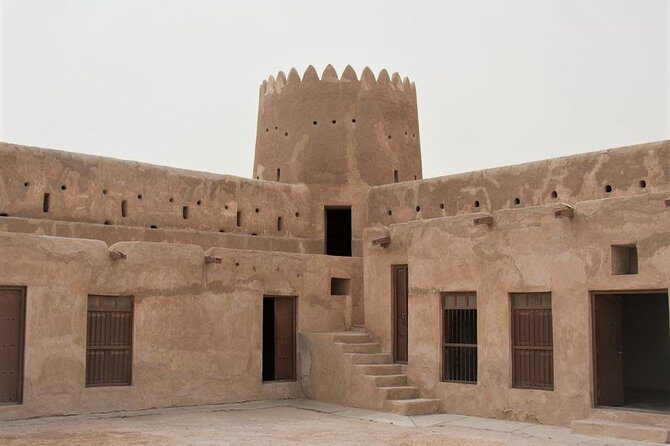 North Qatar Half-Day Tour: Al Zubarah, Purple Island & Mangroves - Al Thakhira Beach: a coastal pause with fishing roots