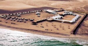Private Full-Day Desert Tour - The Inland Sea stop at Khor Al Adeid: why this view is the whole point