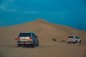 (Private) Quickie to the Desert | Sandboarding | Inland Sea - Sealine Beach stop: short break, big temperature difference