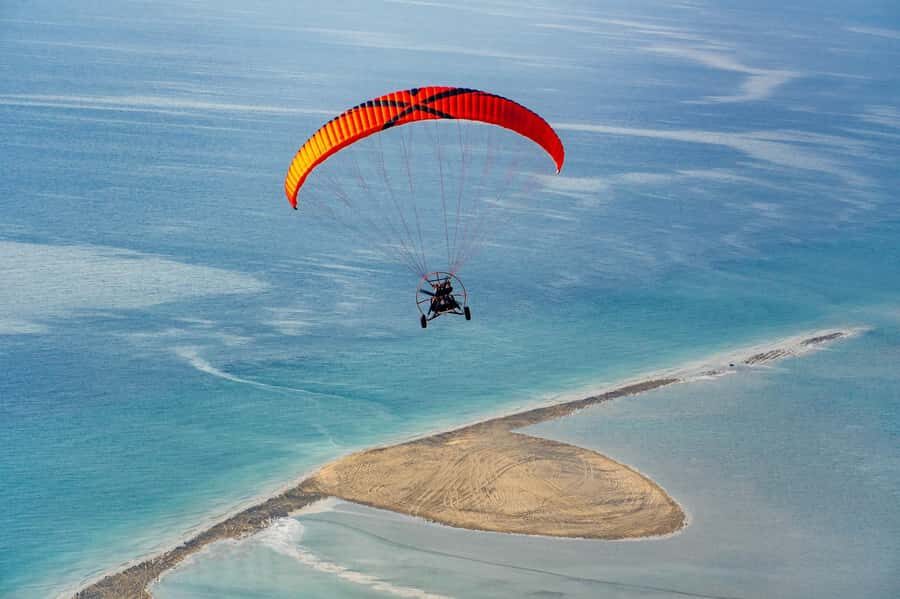 Qatar: Paratrike Air Tour with Hotel Transfers - Paratrike Flight Over Sealine: What Those 20 Minutes Are Really Like