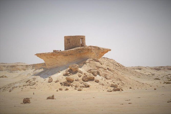 West Coast tour, Zekreet, Richard Serra Sculpture, Mushroom Rock Formation - Who This Tour Fits Best (And Who Might Prefer Another Plan)